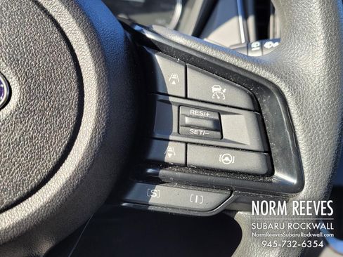 Used 2024 Subaru Crosstrek 2.0i Premium image 8