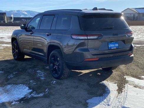 Certified 2023 Jeep Grand Cherokee L Laredo image 11