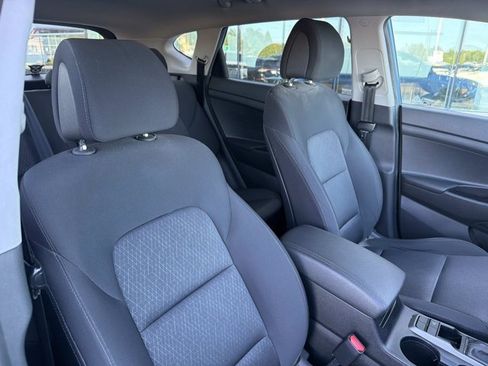 Used 2018 Hyundai Tucson SE w/ Cargo Package FWD image 17