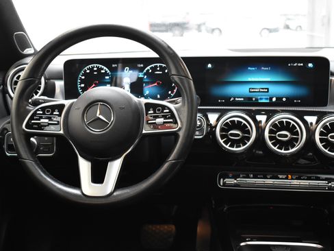 Used 2020 Mercedes-Benz CLA 250 4MATIC image 28