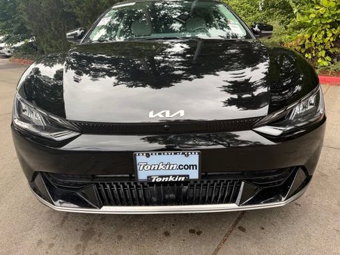 Certified 2024 Kia EV6 Wind w/ Wind Technology Package RWD image 9