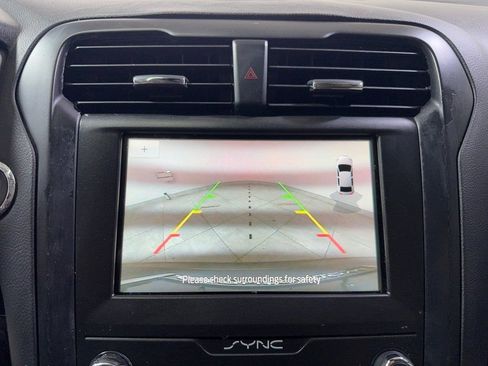 Used 2020 Ford Fusion SE w/ Equipment Group 151A image 14