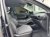 Used 2023 Hyundai Santa Fe SE image 6