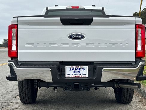 New 2026 Ford F250 XL w/ XL Chrome Package image 11