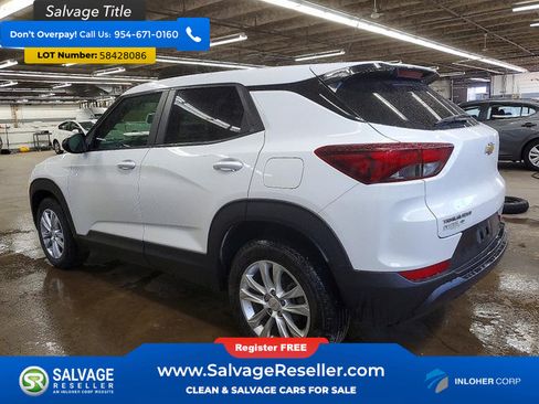 Used 2023 Chevrolet TrailBlazer LS FWD image 3