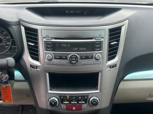 Used 2011 Subaru Legacy 2.5i AWD/4WD image 14