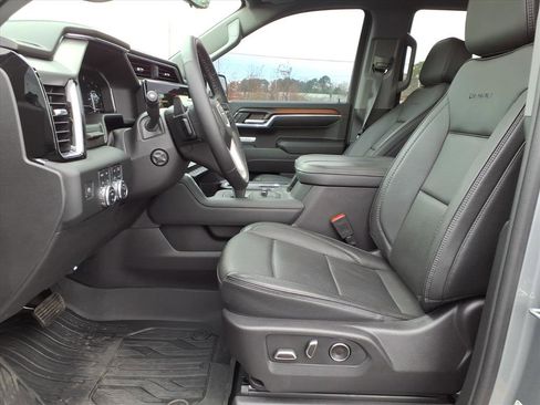 Used 2024 GMC Sierra 1500 Denali w/ Denali Reserve Package image 3