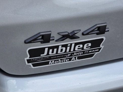 New 2026 Jeep Compass Latitude AWD/4WD image 30
