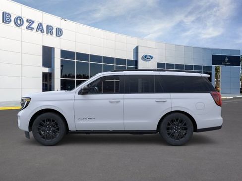 New 2026 Ford Expedition Platinum w/ Stealth Appearance Package AWD/4WD image 4