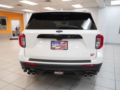 Used 2024 Ford Explorer ST w/ Equipment Group 401A AWD/4WD image 9