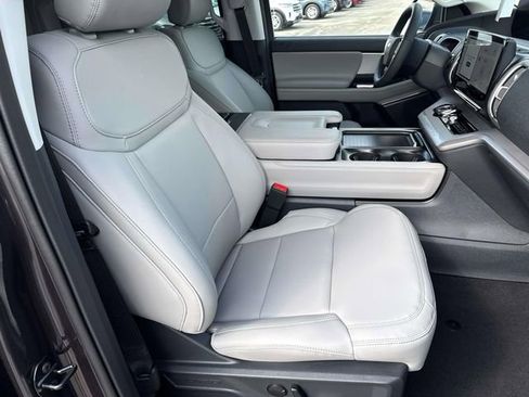 New 2026 Ford Expedition Max Active AWD/4WD image 14