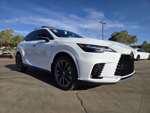 New 2026 Lexus RX 350 FWD image 2
