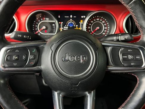 Used 2019 Jeep Wrangler Unlimited Rubicon AWD/4WD image 25