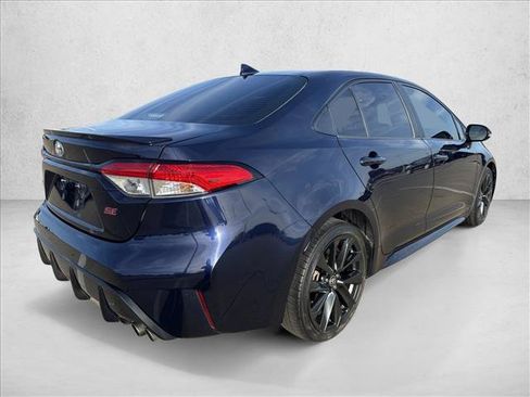Used 2024 Toyota Corolla SE FWD image 5