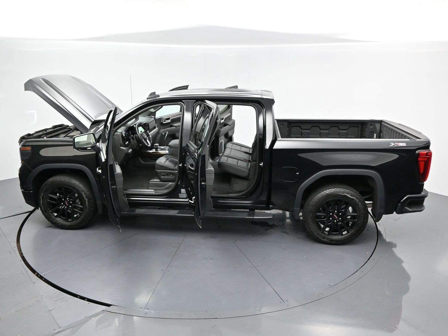 Used 2025 GMC Sierra 1500 Elevation w/ Elevation Premium Package AWD/4WD image 37