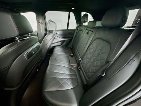 Used 2024 BMW X5 sDrive40i image 30