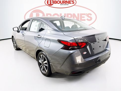 Used 2025 Nissan Versa SV w/ Trunk Package image 7