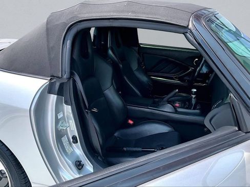 Used 2002 Honda S2000 image 23