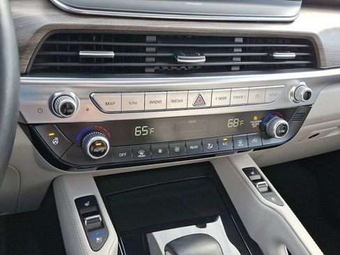 Used 2020 Kia Telluride EX image 19