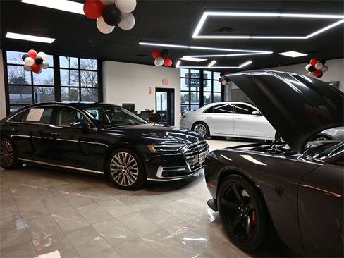 Used 2022 Volkswagen Tiguan SE image 6