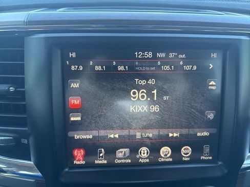 Used 2015 RAM 2500 Laramie w/ Convenience Group AWD/4WD image 16