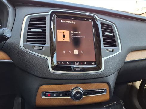 Certified 2024 Volvo XC90 B6 Core image 27