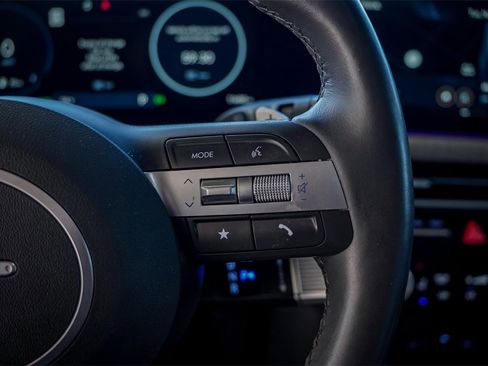 Used 2024 Hyundai Sonata Limited image 14