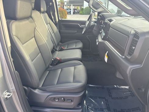 New 2026 GMC Sierra 1500 SLT w/ X31 Off-Road Package AWD/4WD image 15