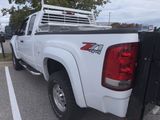 Used 2010 GMC Sierra 2500 SLE w/ SLE Preferred Package image 3