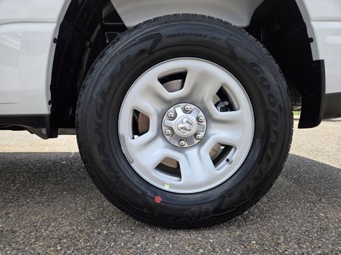 New 2026 RAM 1500 Tradesman AWD/4WD image 9