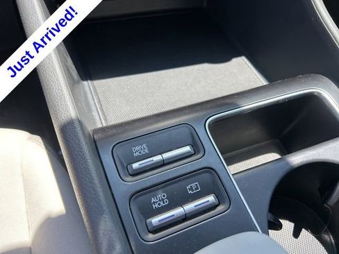 Used 2025 Hyundai Sonata SEL FWD image 25