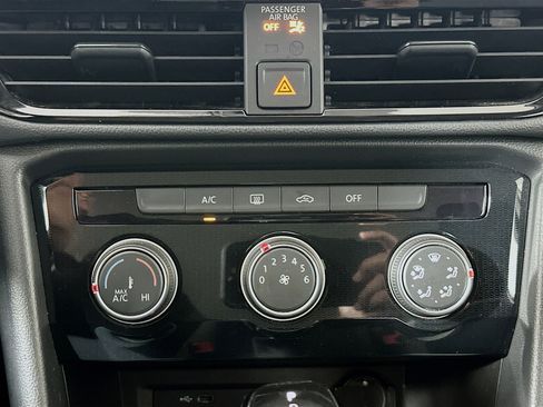 Used 2025 Volkswagen Taos S image 23