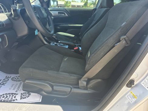 Used 2013 Honda Accord LX image 12