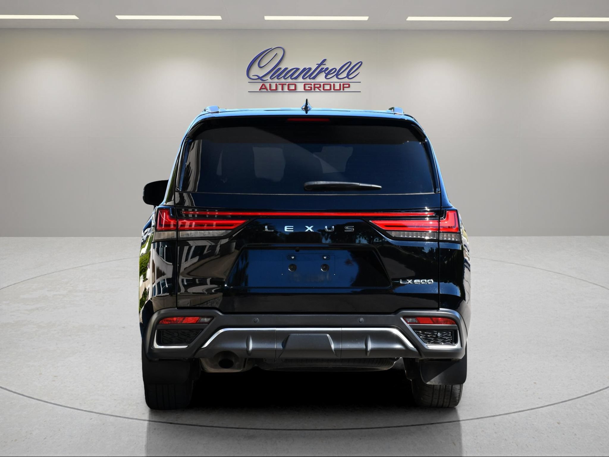 Used 2024 Lexus LX 600 F Sport AWD/4WD image 5