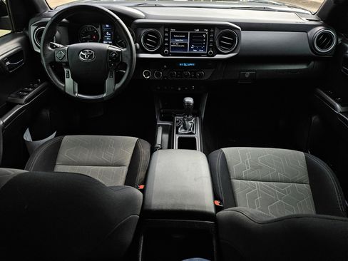 Used 2023 Toyota Tacoma TRD Sport image 32