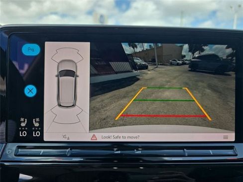 New 2026 Volkswagen Atlas SE image 21