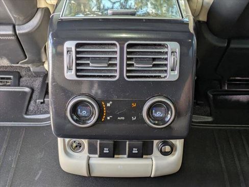 Used 2019 Land Rover Range Rover Long Wheelbase Supercharged image 17