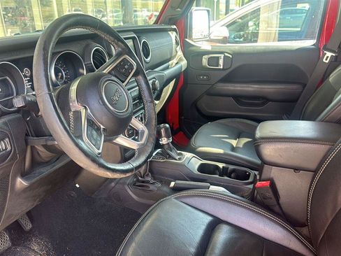 Used 2019 Jeep Wrangler Unlimited Sahara AWD/4WD image 10