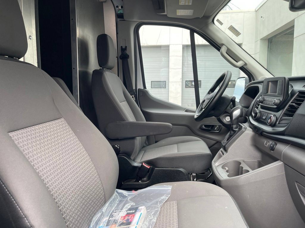 Used 2024 Ford Transit 250 148 Medium Roof Extended AWD w/ Load Area Protection Package image 22