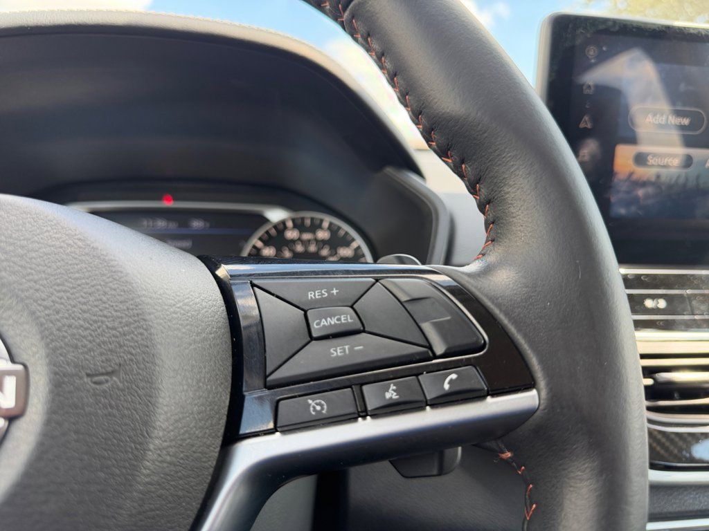 Used 2024 Nissan Altima 2.5 SR w/ SR Premium Package FWD image 21