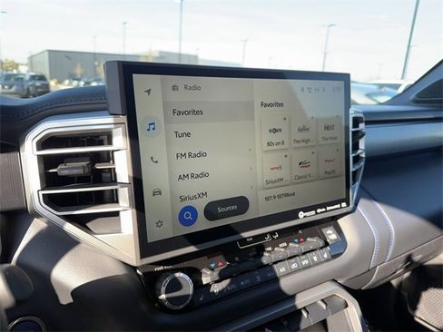 Used 2024 Toyota Sequoia Platinum image 16