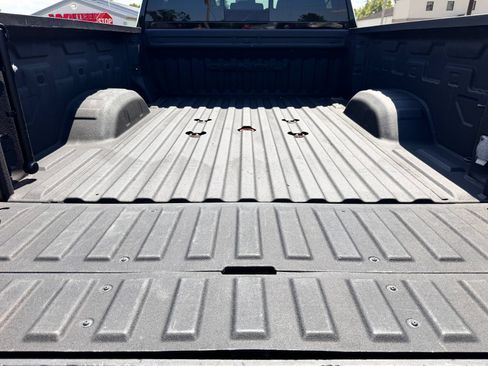 Used 2022 GMC Sierra 3500 Denali AWD/4WD image 6