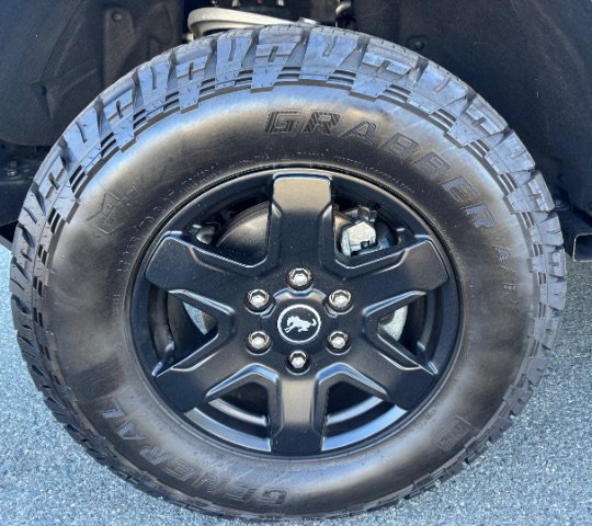Used 2024 Ford Bronco Black Diamond AWD/4WD image 21