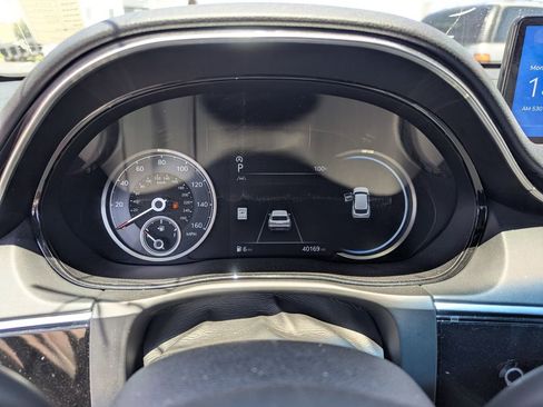 Used 2023 Genesis GV70 2.5T w/ Select Package image 21