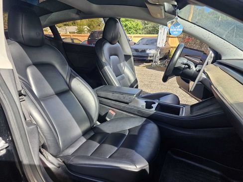 Used 2021 Tesla Model 3 Standard Range Plus RWD image 4