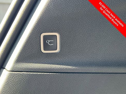 New 2026 Chrysler Pacifica Select w/ S Appearance Package image 27