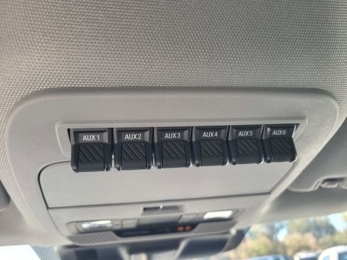 New 2025 Ford F550 4x4 SuperCab Super Duty image 29