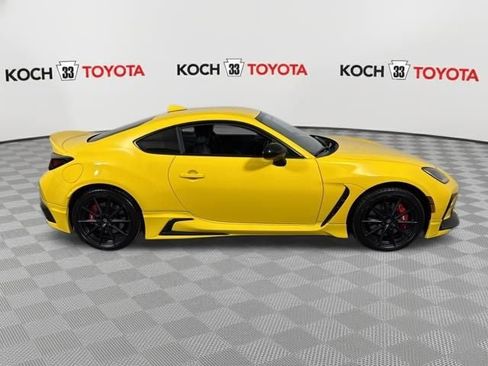 New 2026 Toyota GR86 YUZU Limited image 9