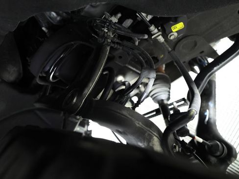 Used 2025 Chevrolet Silverado 1500 LT Trail Boss w/ LT Trail Boss Premium Package AWD/4WD image 46