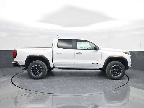 New 2026 GMC Canyon AT4 w/ Technology Plus Package image 9